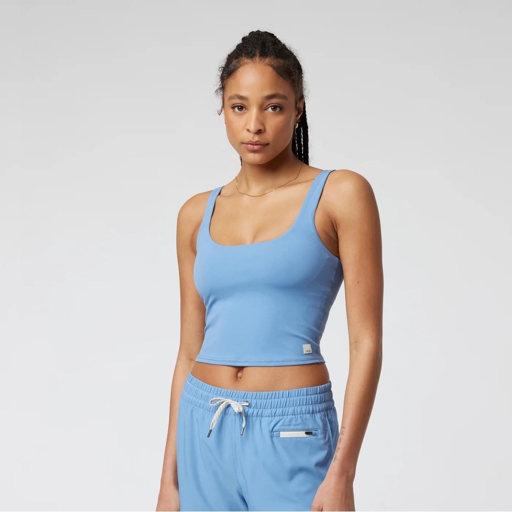 Vuori Daily Crop Wonens BreatheInterlock Tank - Small - Isle Blue